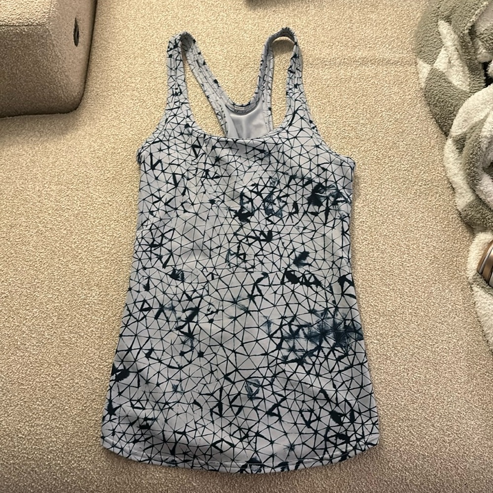 workout tank top